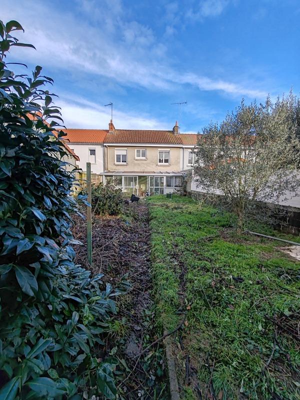 Maison de ville - 104 m² - 7 pièces