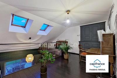 Maison - 227 m² - 6 pièces