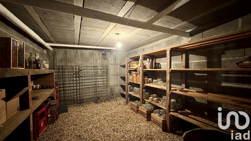 Maison - 230 m² - 8 pièces