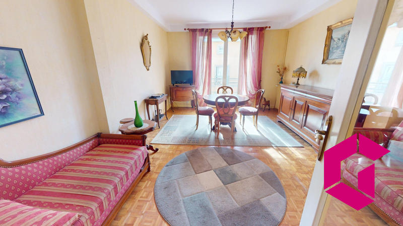 Appartement - 70 m² - 4 pièces