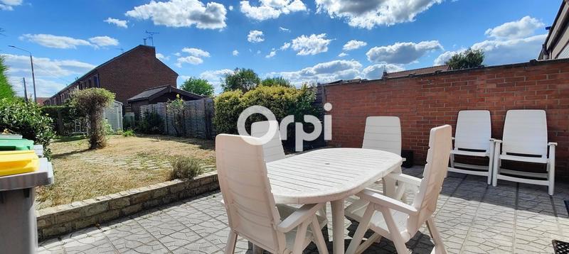 Maison - 95 m² - 5 pièces