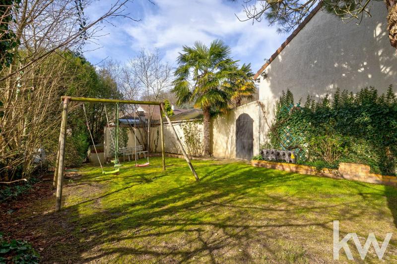 Maison - 288 m² - 12 pièces