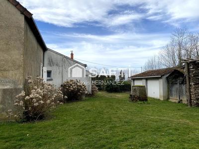 Maison - 97 m² - 5 pièces