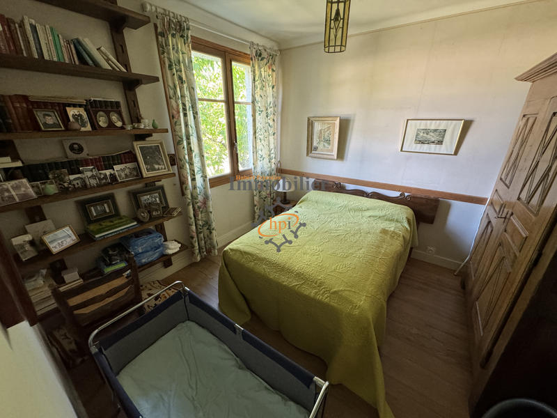 Maison - 170 m² - 8 pièces