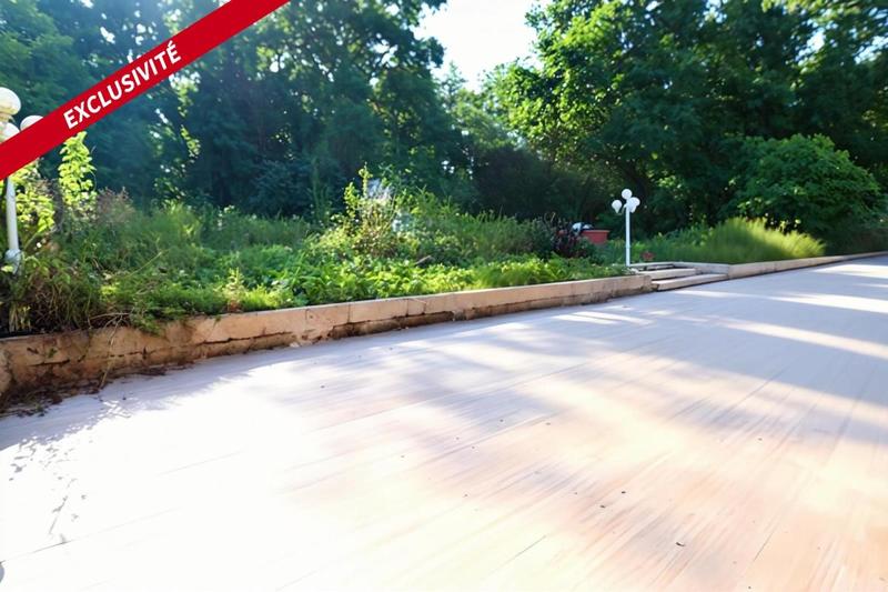 Maison - 179 m² - 8 pièces