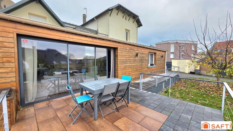 Maison - 180 m² - 7 pièces