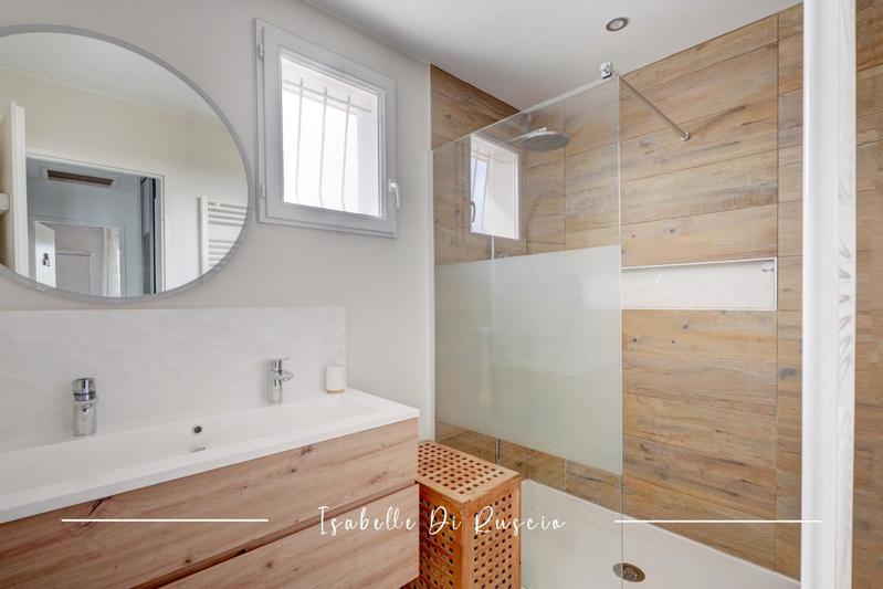 Pavillon - 76 m² - 5 pièces