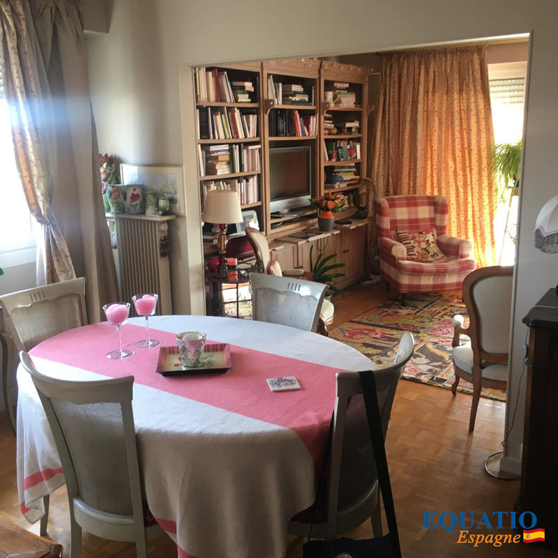 Appartement - 110 m² - 6 pièces