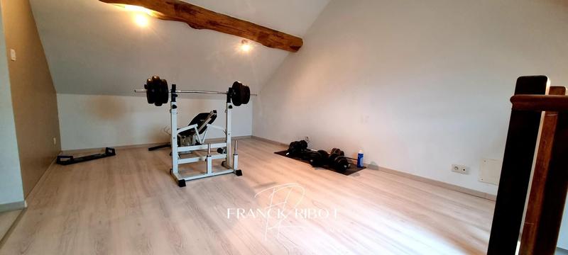 Maison - 147 m² - 6 pièces