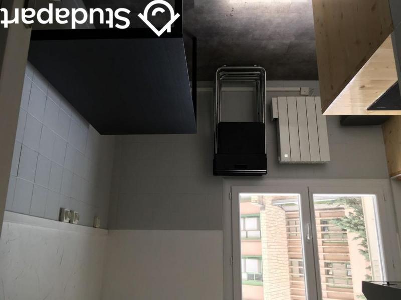 Chambre - 13 m² - 1 pièce