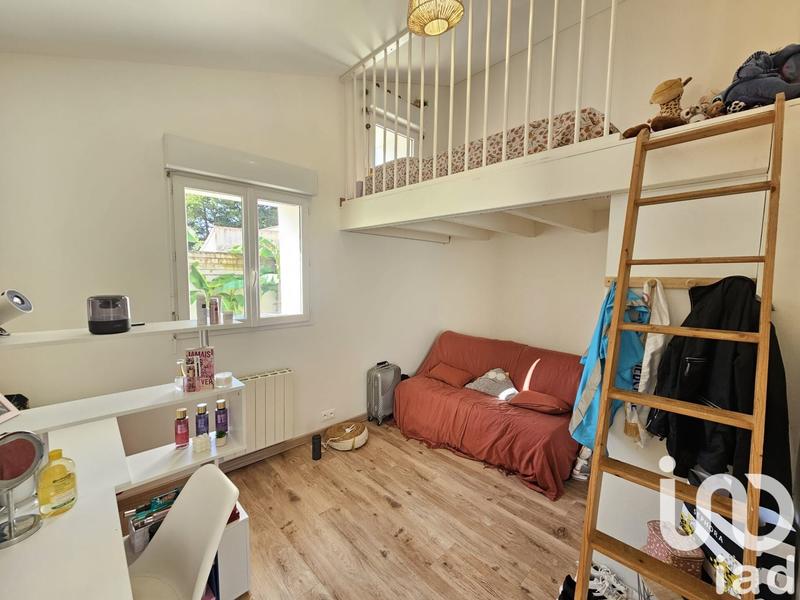 Maison - 196 m² - 7 pièces