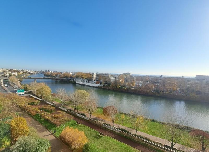 Appartement - 94 m² - 4 pièces