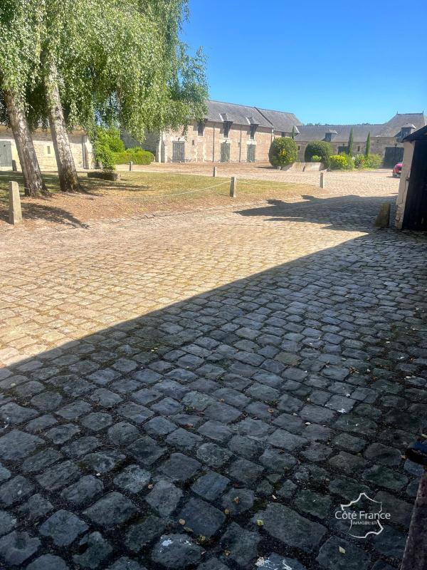 Maison - 278 m² - 14 pièces