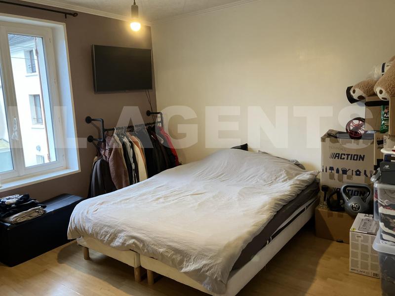 Maison - 99 m² - 4 pièces