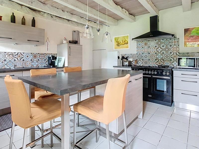 Demeure - 120 m² - 6 pièces