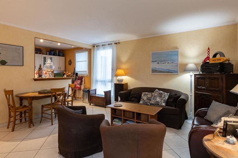 Appartement - 100 m² - 4 pièces