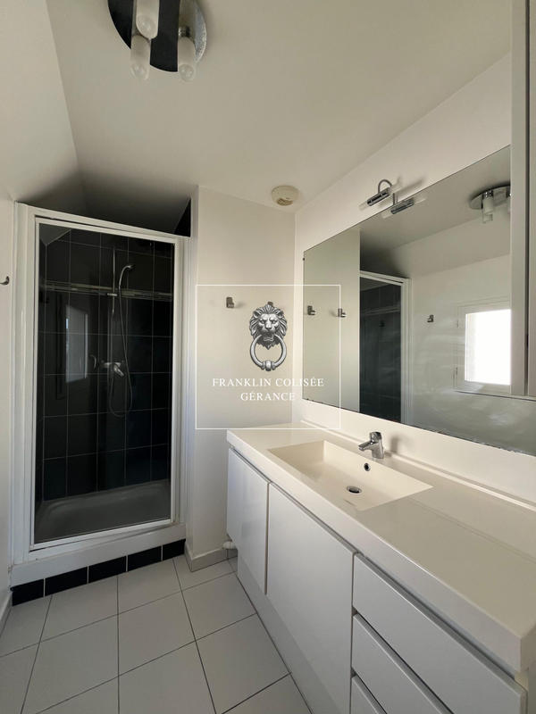 Maison - 128 m² - 5 pièces