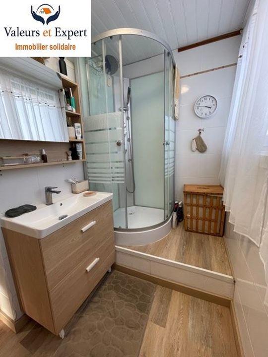 Maison traditionnelle - 95 m² - 5 pièces