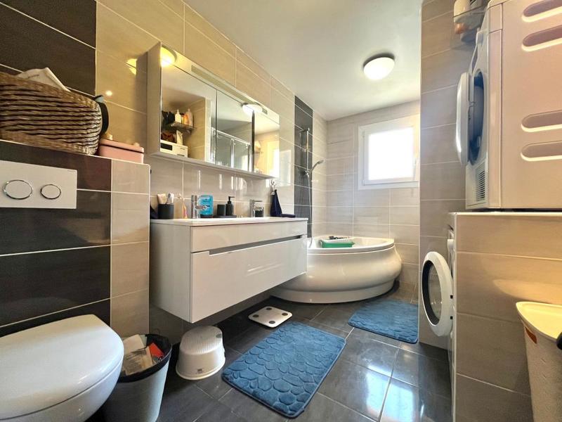 Maison - 114 m² - 4 pièces