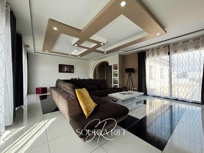 Maison - 165 m² - 7 pièces