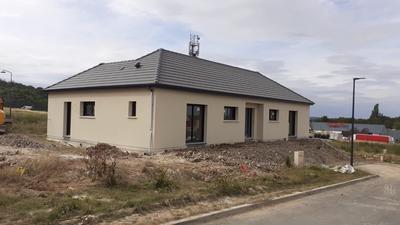 Maison - 110 m² - 4 pièces