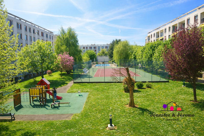 Appartement - 82 m² - 4 pièces