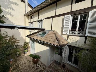 Maison - 147 m² - 5 pièces