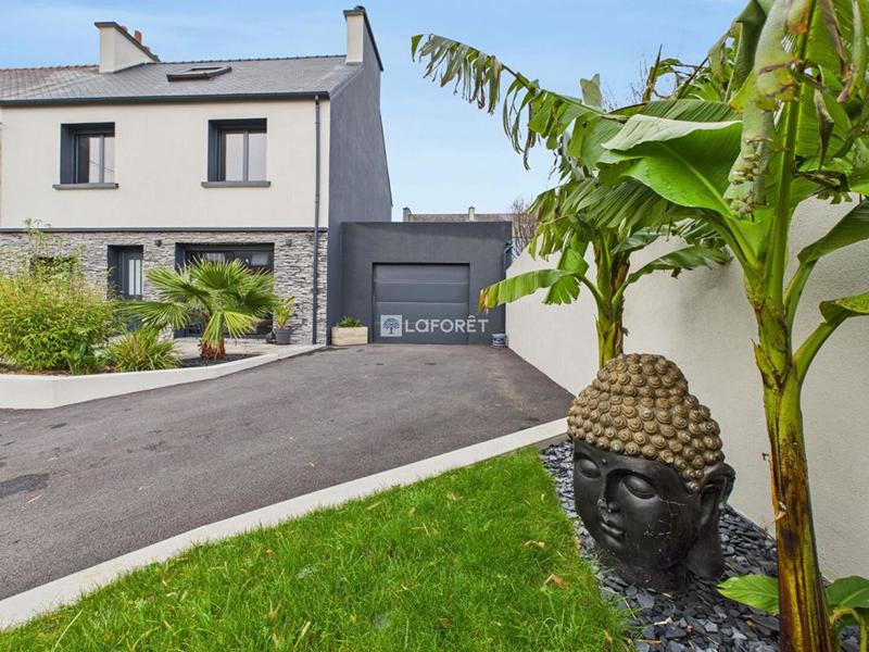 Maison de ville - 120 m² - 6 pièces