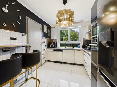 Maison - 109 m² - 5 pièces