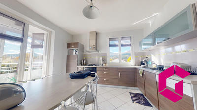 Maison - 125 m² - 6 pièces