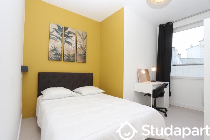 Chambre - 11 m² - 1 pièce