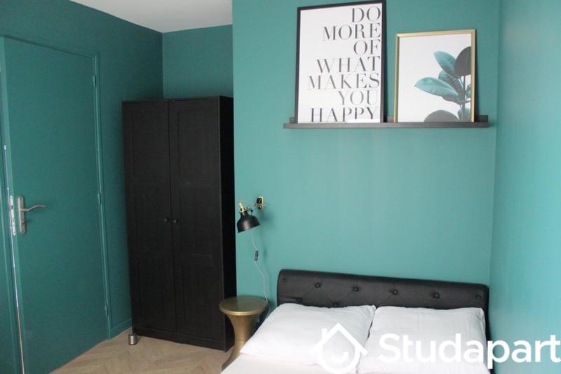 Chambre - 11 m² - 1 pièce