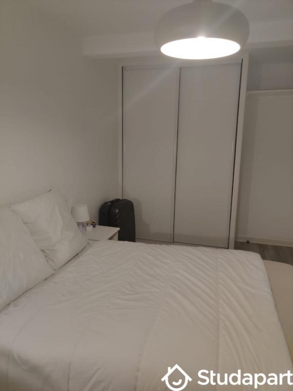 Chambre - 9 m² - 1 pièce