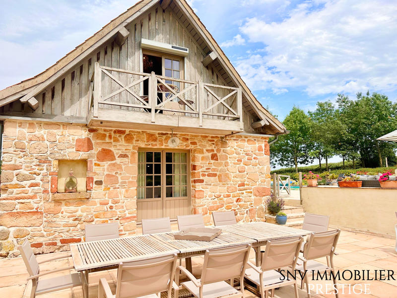 Propriété - 172 m² - 7 pièces