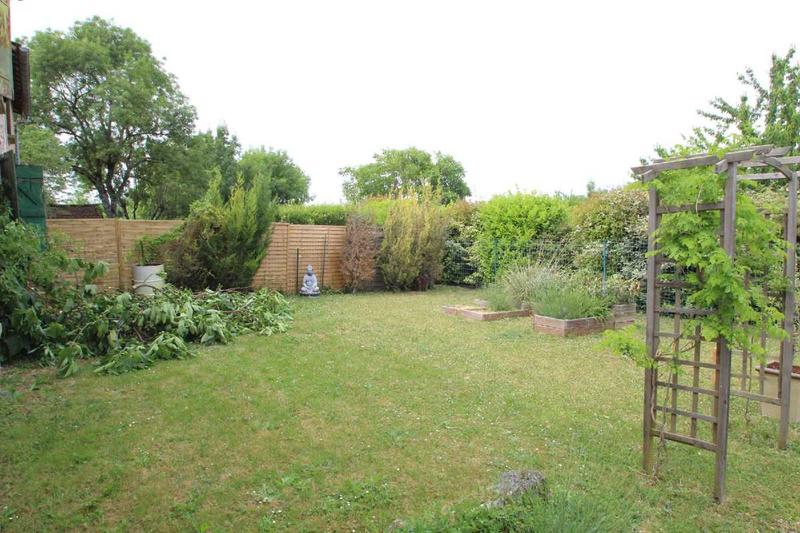 Maison - 390 m² - 13 pièces