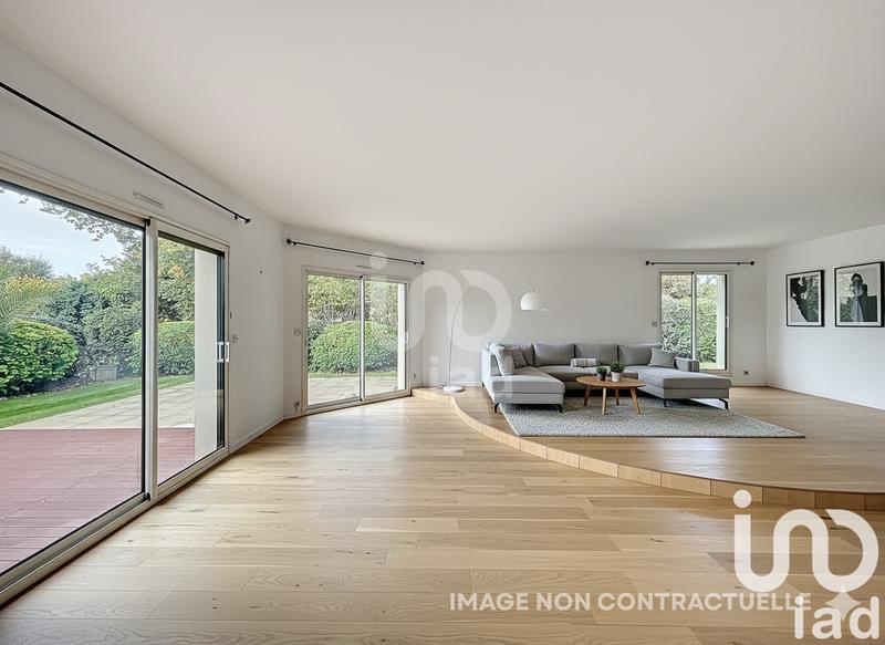 Maison - 183 m² - 7 pièces