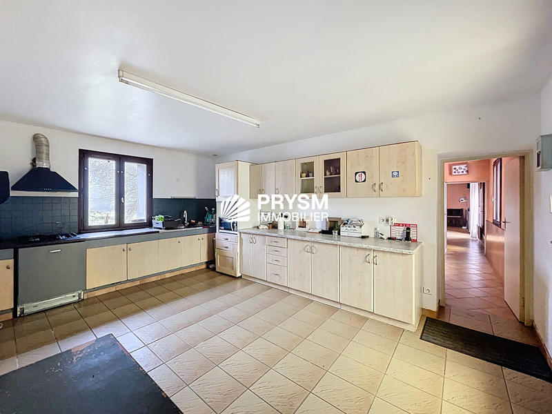 Maison ancienne - 190 m² - 6 pièces