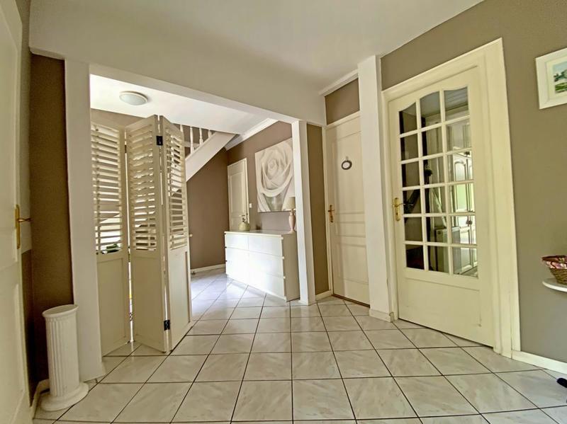 Maison - 164 m² - 7 pièces