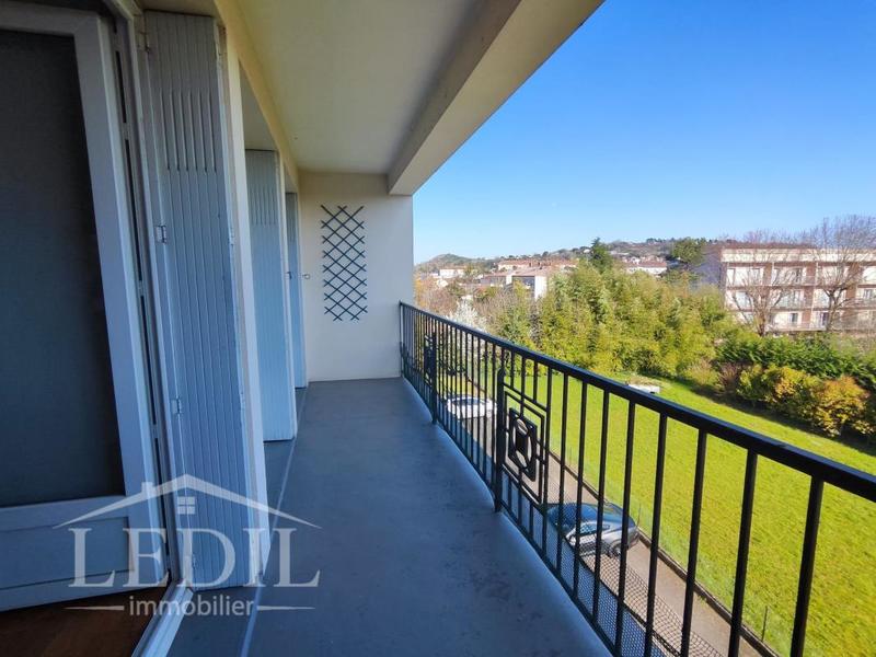 Appartement - 82 m² - 4 pièces