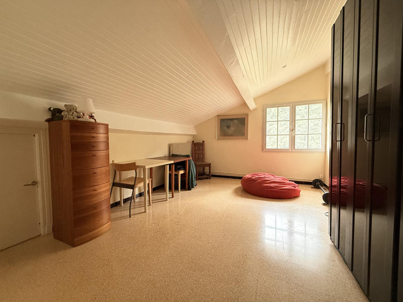 Mas - 260 m² - 6 pièces