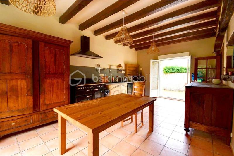 Maison en pierre - 529 m² - 9 pièces