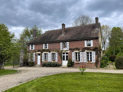 Demeure - 370 m² - 14 pièces