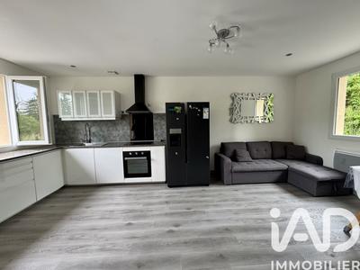 Maison - 64 m² - 4 pièces