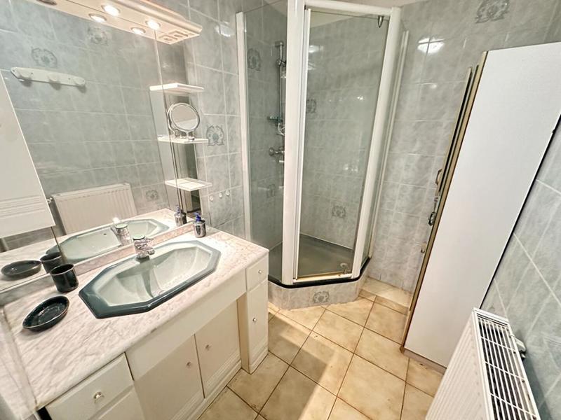 Appartement - 88 m² - 4 pièces