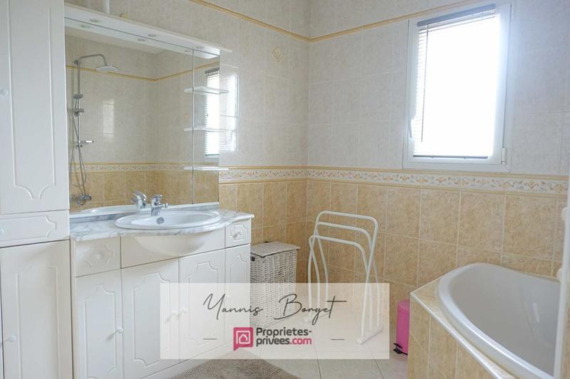 Maison - 152 m² - 7 pièces