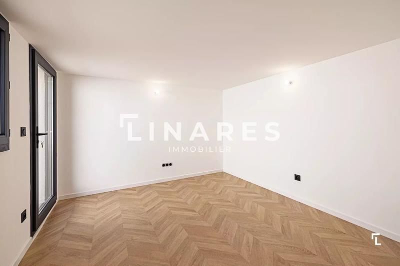 Appartement - 120 m² - 5 pièces