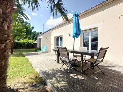 Maison - 216 m² - 10 pièces