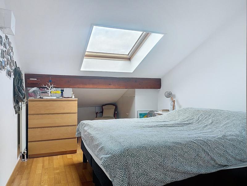 Appartement - 98 m² - 5 pièces