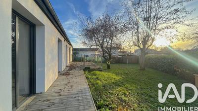 Maison - 95 m² - 4 pièces