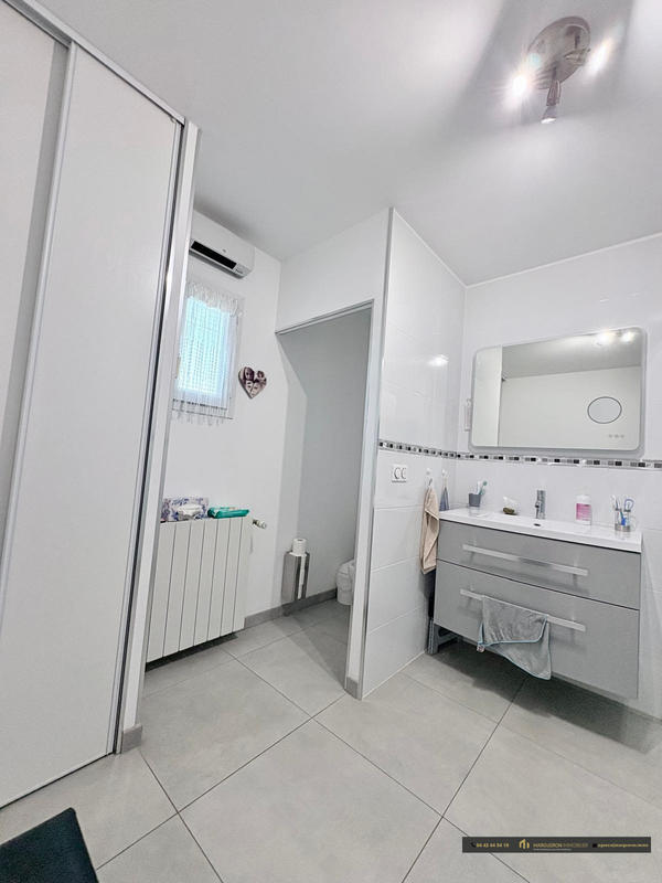 Villa - 100 m² - 4 pièces